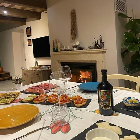 Poderino - A Place To Feel 4*