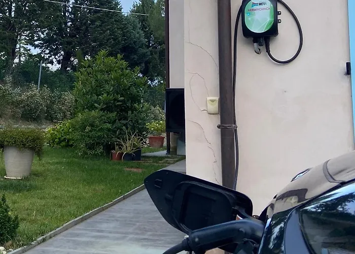 Poderino - A Place To Feel 4*