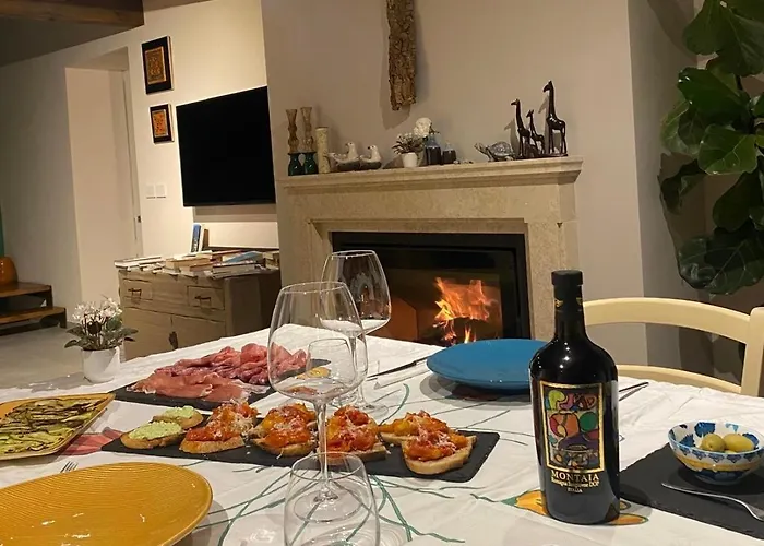 Poderino - A Place To Feel 4*