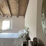Poderino - A Place To Feel 4*
