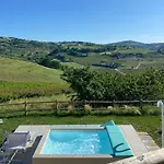 Poderino - A Place To Feel Bed and Breakfast 4*