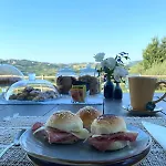 Poderino - A Place To Feel Bed and Breakfast