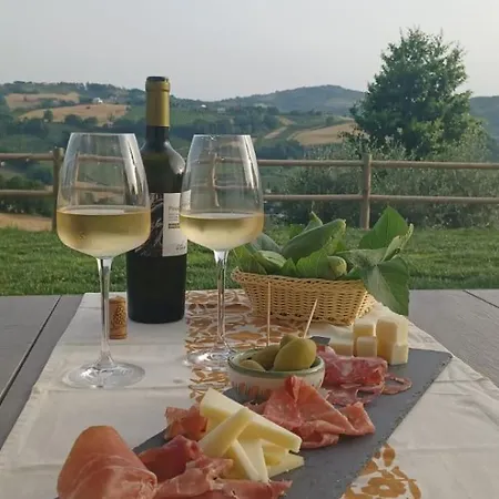 Poderino - A Place To Feel Bed & Breakfast