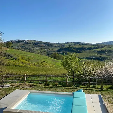 Poderino - A Place To Feel Bed & Breakfast