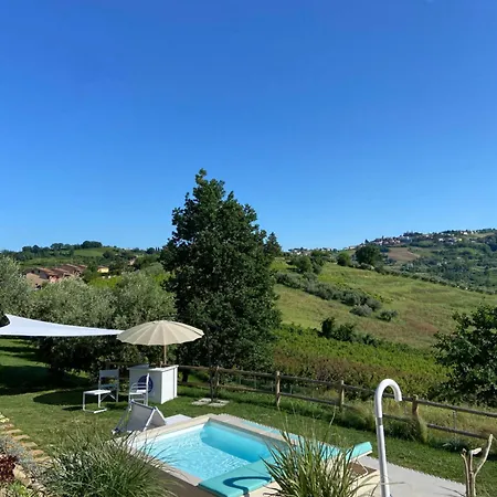 Bed & Breakfast Poderino - A Place To Feel 4*